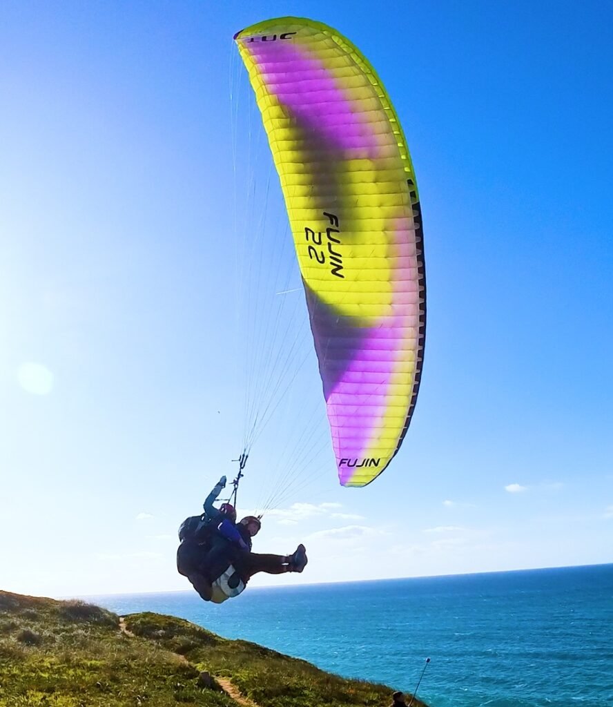 Fujin tandem paraglider